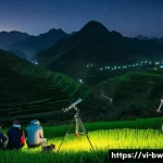 천문 관광의 안전 수칙 - A peaceful nighttime astronomy observation scene in a Vietnamese countryside setting, featuring a sm...